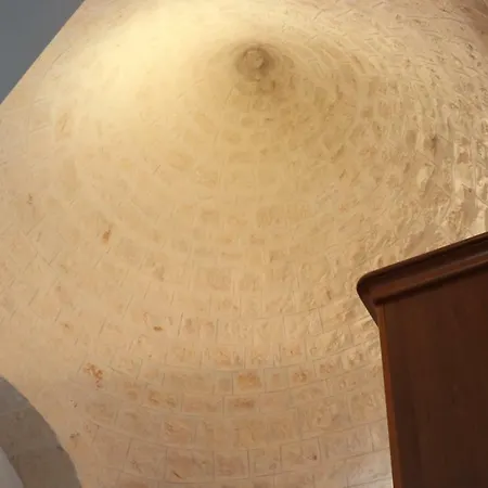 Rosetta Trulli Locorotondo